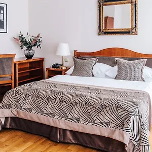 belvedere.praguehotelsweb.com/
