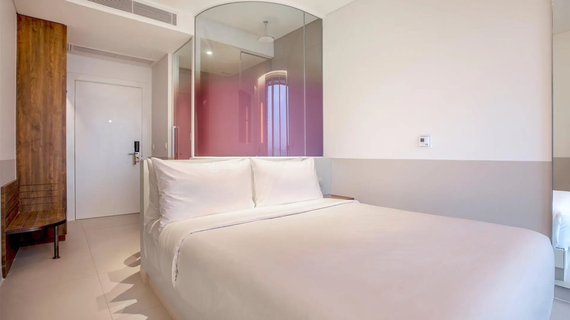 Wink Hotel Saigon Centre - 24Hrs Lifestyle Stay Ho Chi Minh City