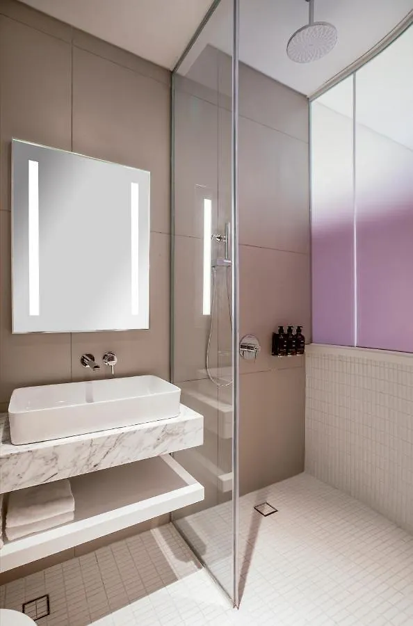Wink Hotel Saigon Centre - 24Hrs Lifestyle Stay Ho Chi Minh City